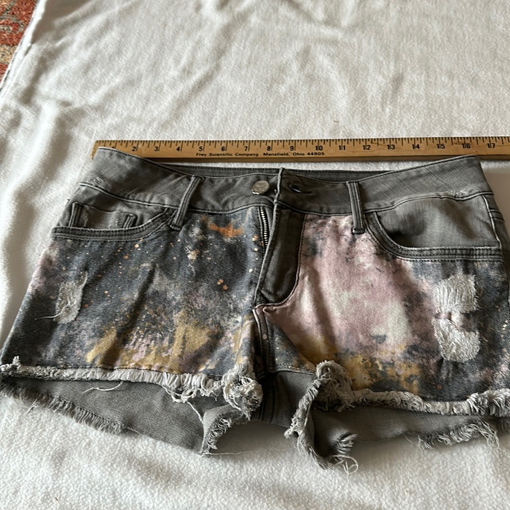 Black Orchid shorts